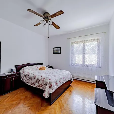 By The Sea Tri Zala, - 23292 *