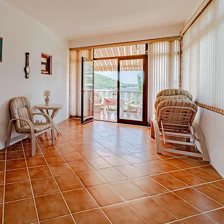 By The Sea Tri Zala, - 23292 * Корчула