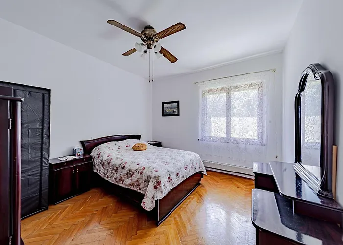 By The Sea Tri Zala, - 23292 *